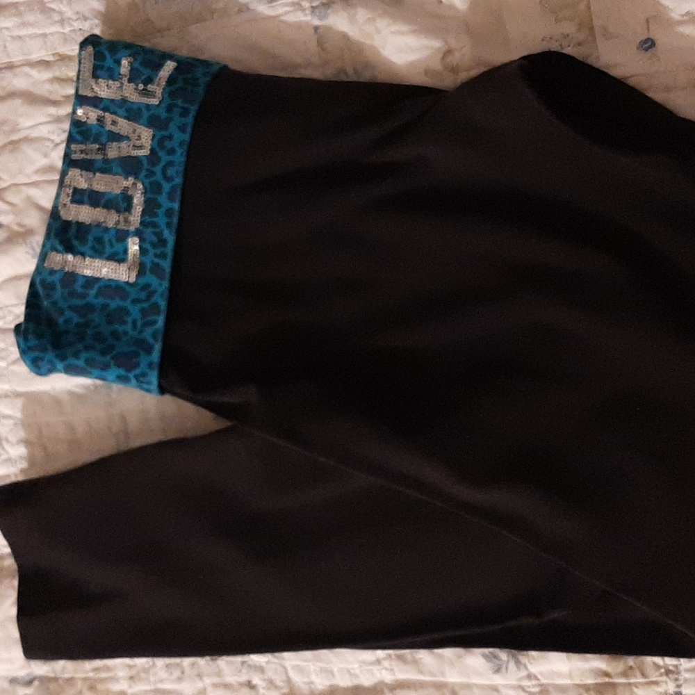 VS PINK LEGGINGS